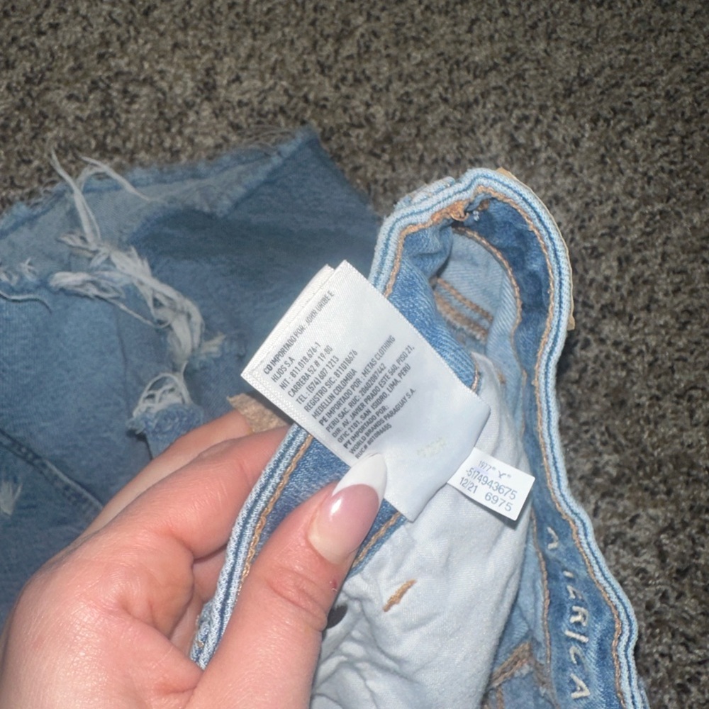 American Eagle Denim Mom Shorts - Picture 11 of 15